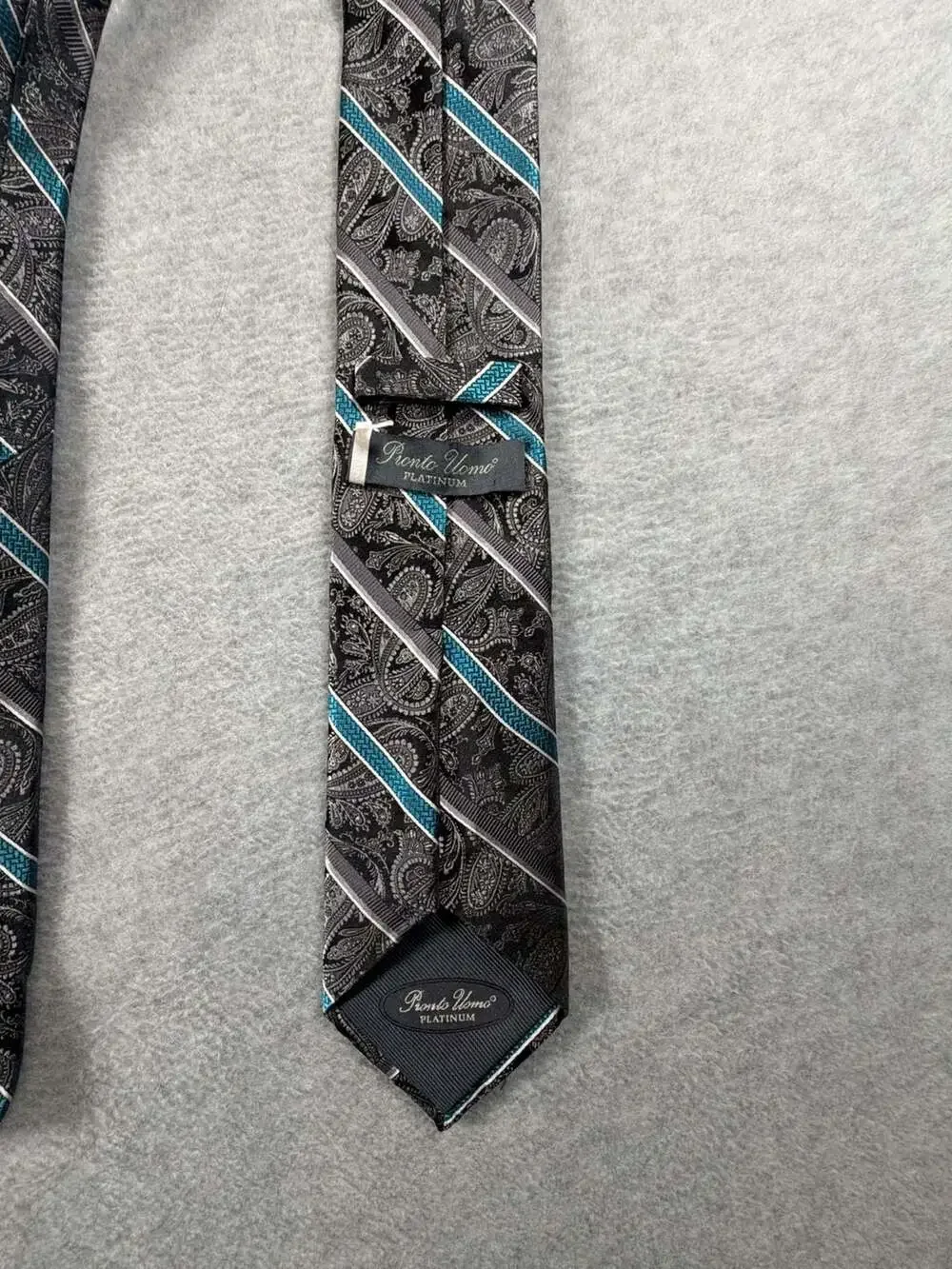 Pronto Uomo Platinum Men's 100% Silk Paisley Stripe Necktie